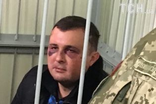 Шепелєва у синцях привели на засідання щодо обрання запобіжного заходу