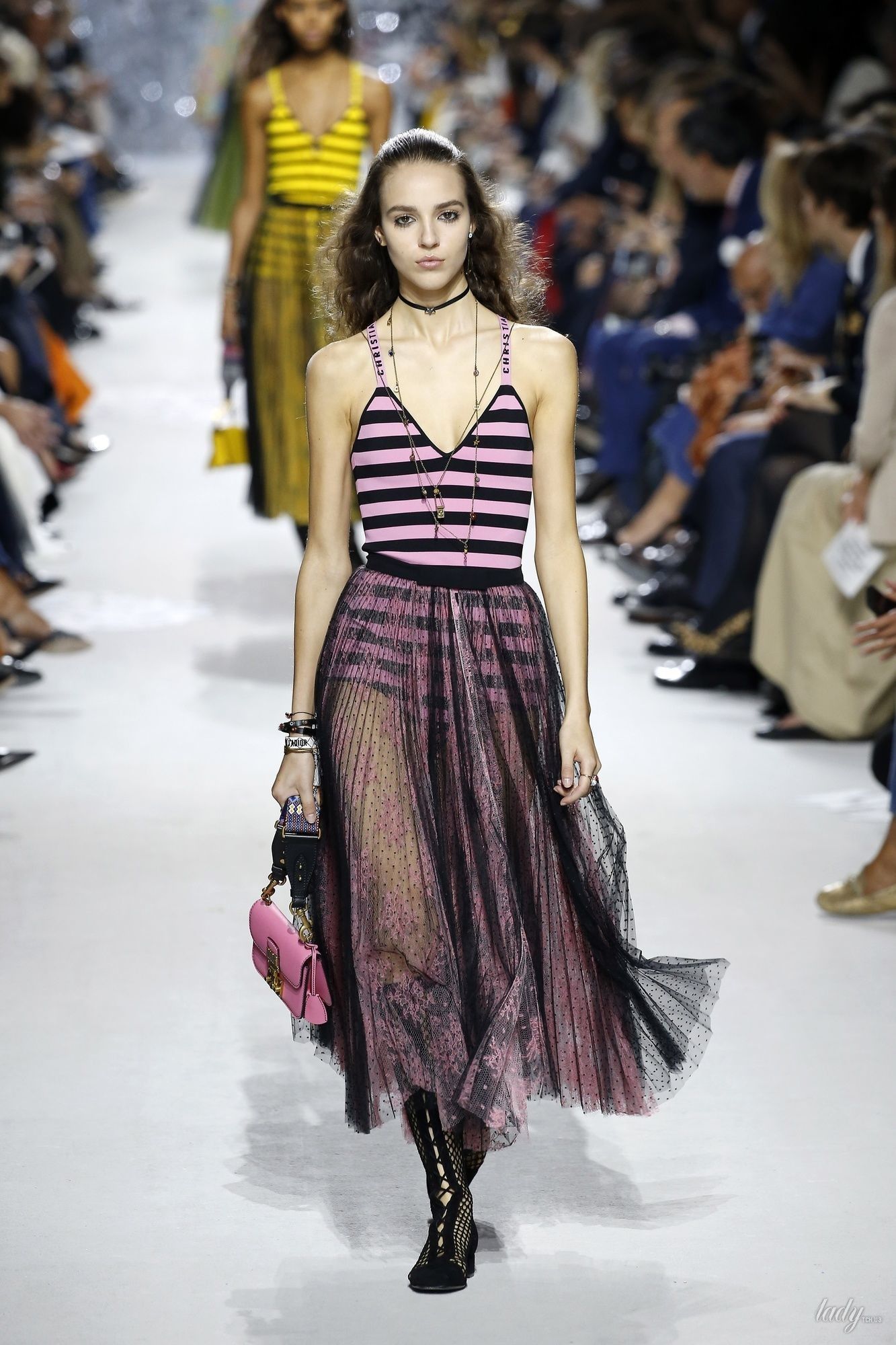 Коллекция Christian Dior прет-а-порте сезона весна-лето 2018_16
