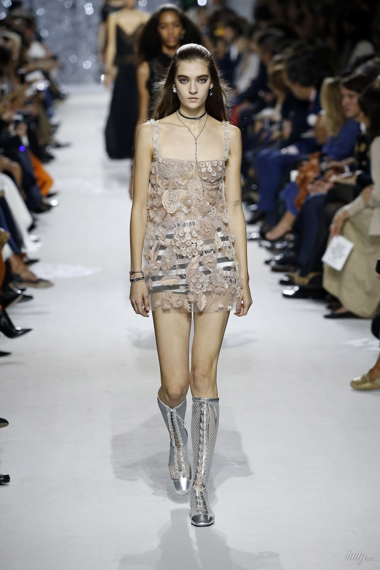 Коллекция Christian Dior прет-а-порте сезона весна-лето 2018_24