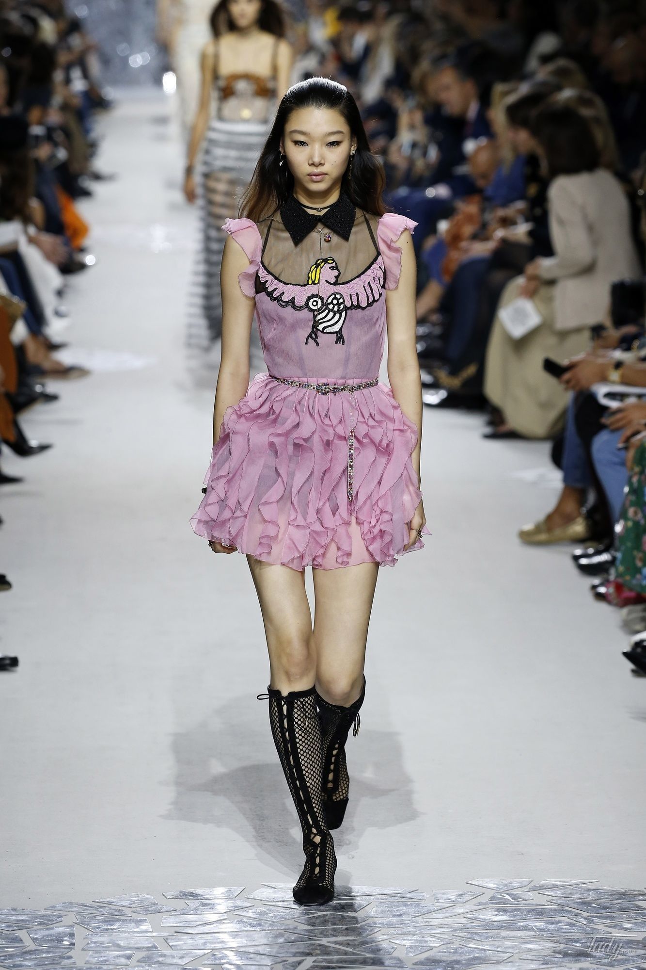 Коллекция Christian Dior прет-а-порте сезона весна-лето 2018_21