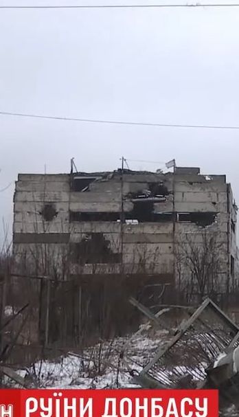 На фронте враг может сровнять с землей село Пески