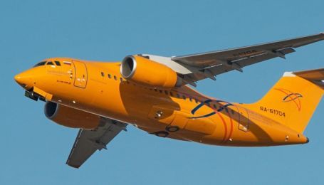 Под Москвой разбился самолет с 65 пассажирами на борту