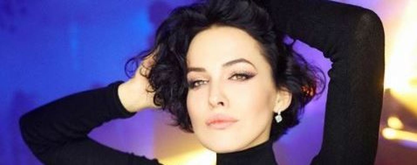 Астафьева показала, как они с женихом рыбачили на льду
