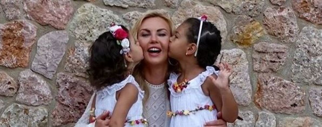 Камалія розчулила юзерів відео, де її маленька донечка співає українською