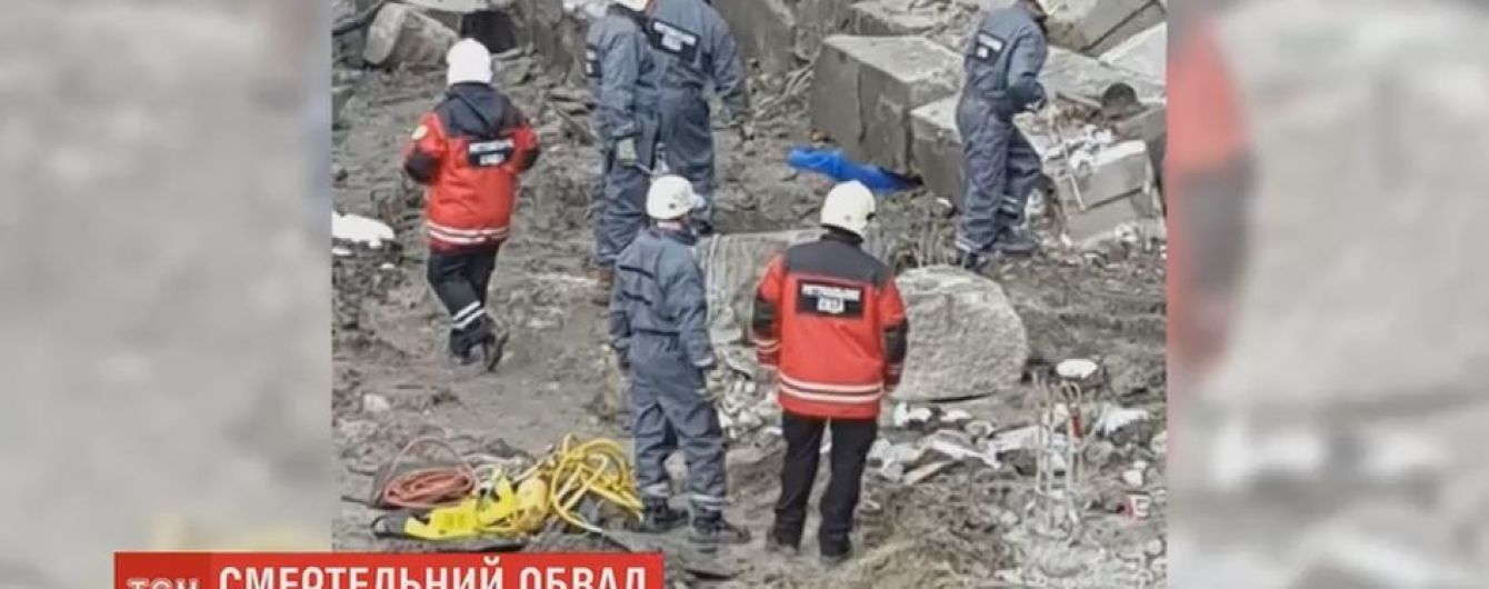 У Києві школяра розчавили бетонні блоки