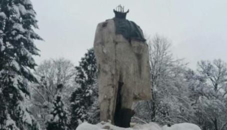 У Стрию відшукали зниклу голову пам'ятника Тарасу Шевченку