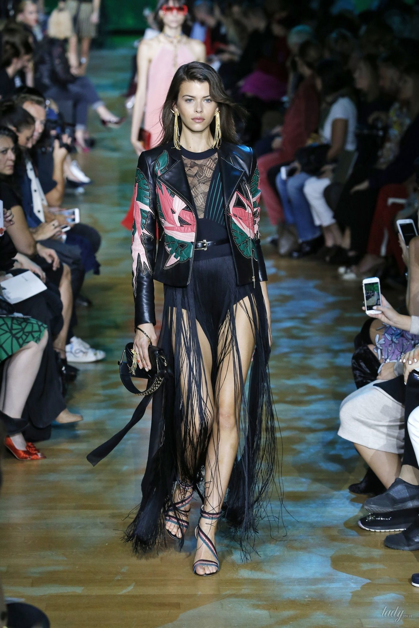 Коллекция Elie Saab прет-а-порте сезона весна-лето 2018_16