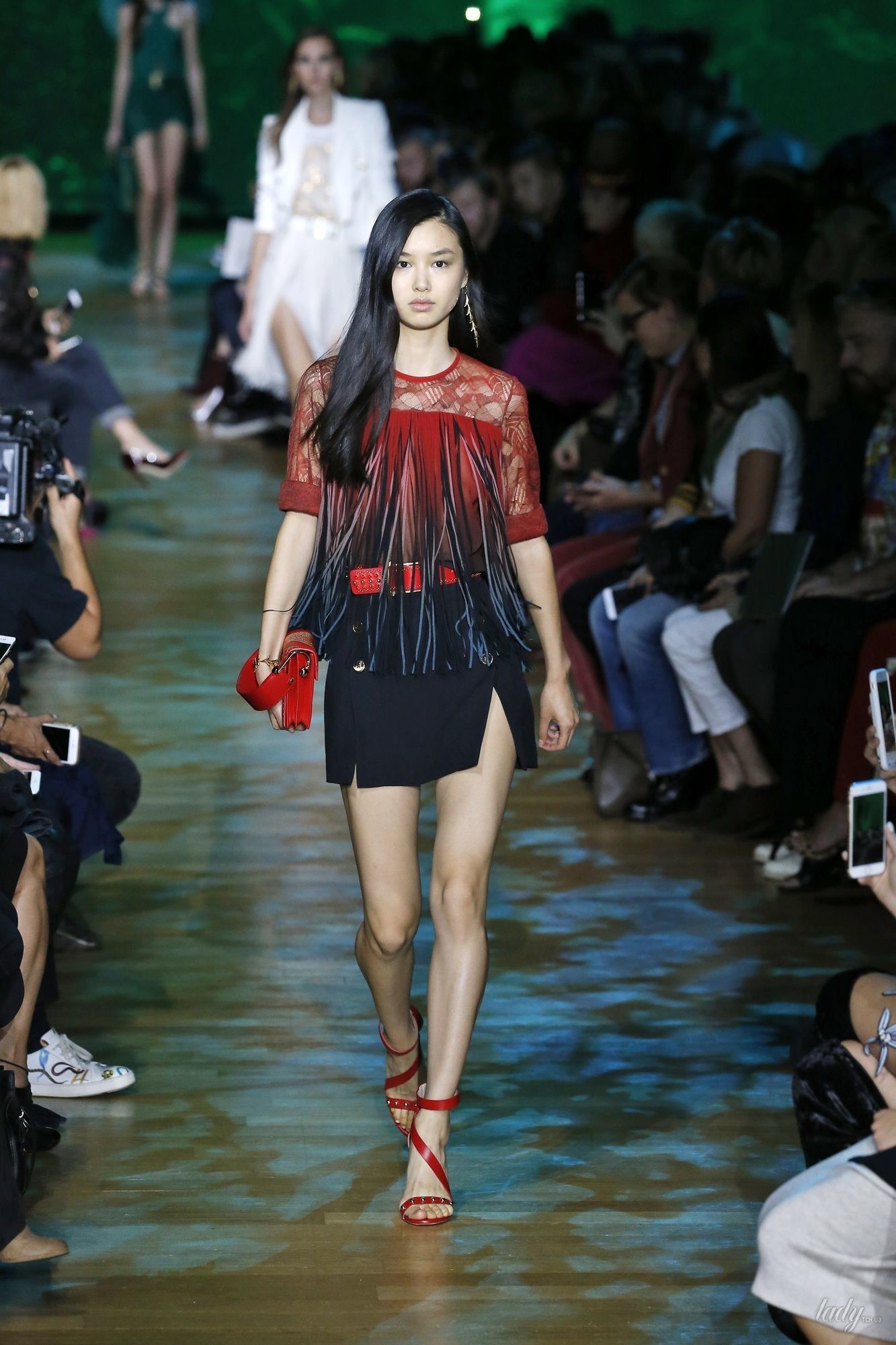 Коллекция Elie Saab прет-а-порте сезона весна-лето 2018_8