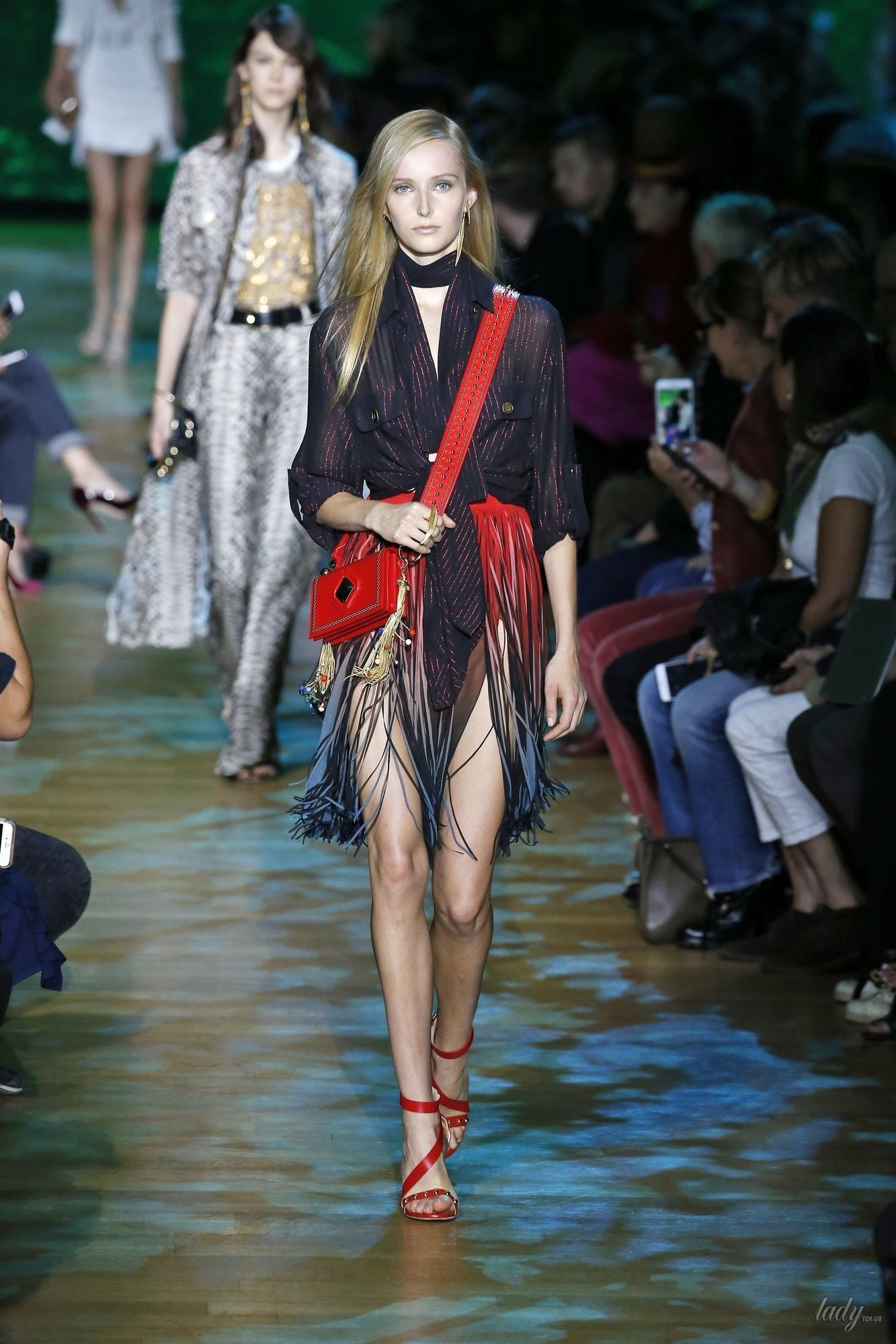 Коллекция Elie Saab прет-а-порте сезона весна-лето 2018_5