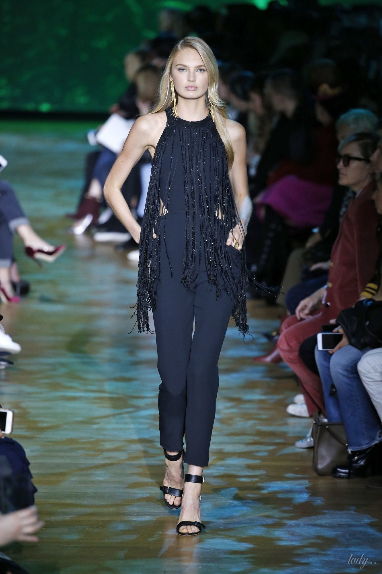 Коллекция Elie Saab прет-а-порте сезона весна-лето 2018_61