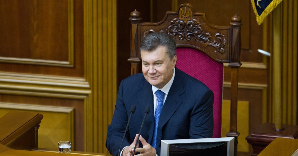 "Семью" Януковича заставили отправить миллиард долларов на финансирование "ЛНР" и "ДНР" - Пономарев