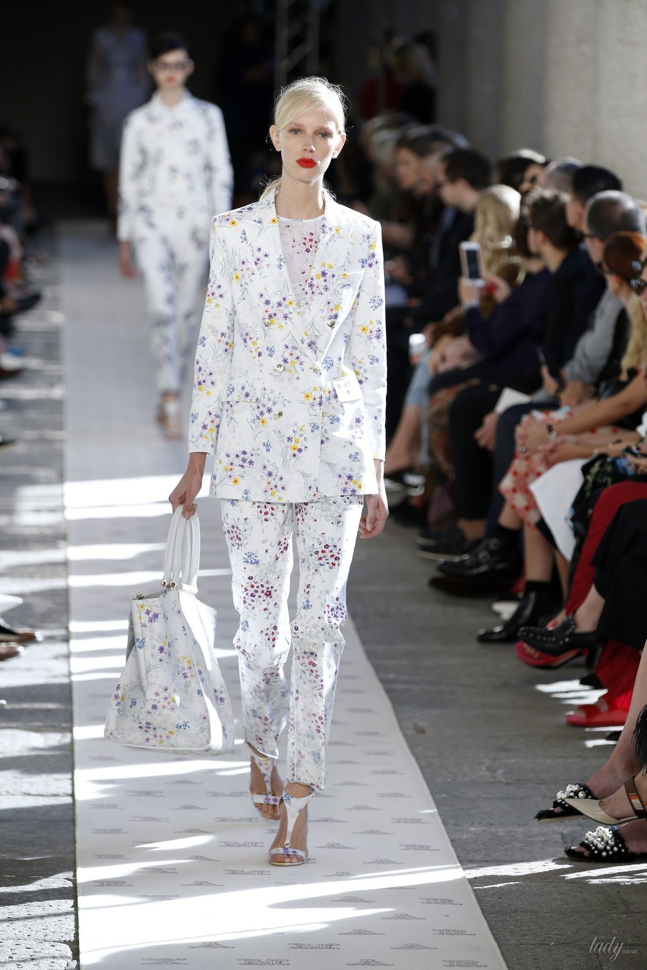 Коллекция Max Mara прет-а-порте сезона весна-лето 2018_23