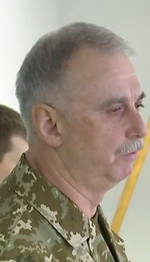 Нові подробиці у справі Януковича. В Оболонському суді столиці допитують Михайла Коваля