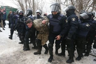 Сутички під Солом'янським судом: двом затриманим добробатівцям обрали запобіжні заходи