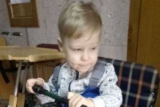 Подаруйте шанс Артемчику на повноцінне життя