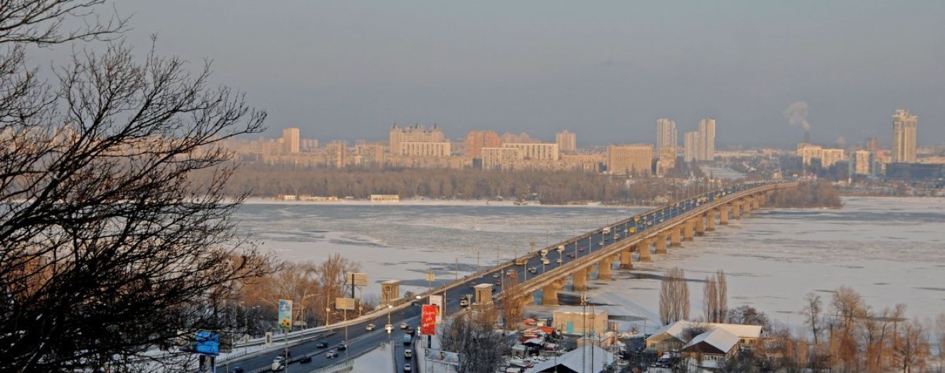В Киеве стартует ремонт моста Патона. Водителей предупредили об осложнении движения