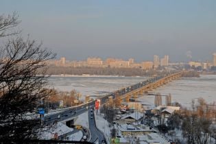 У Києві стартує ремонт мосту Патона. Водіїв попередили про ускладнення руху