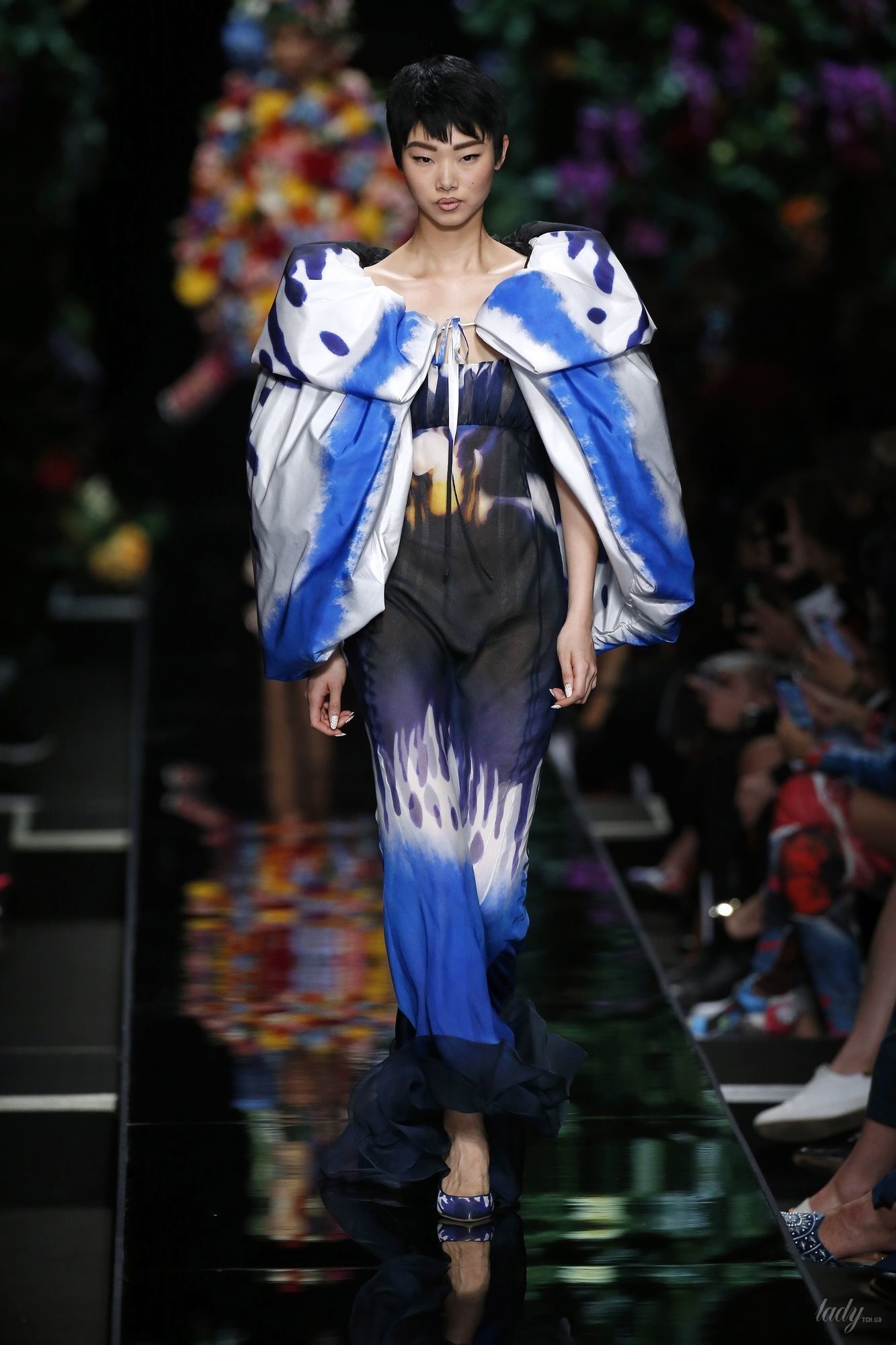 Коллекция Moschino прет-а-порте сезона весна-лето 2018_45