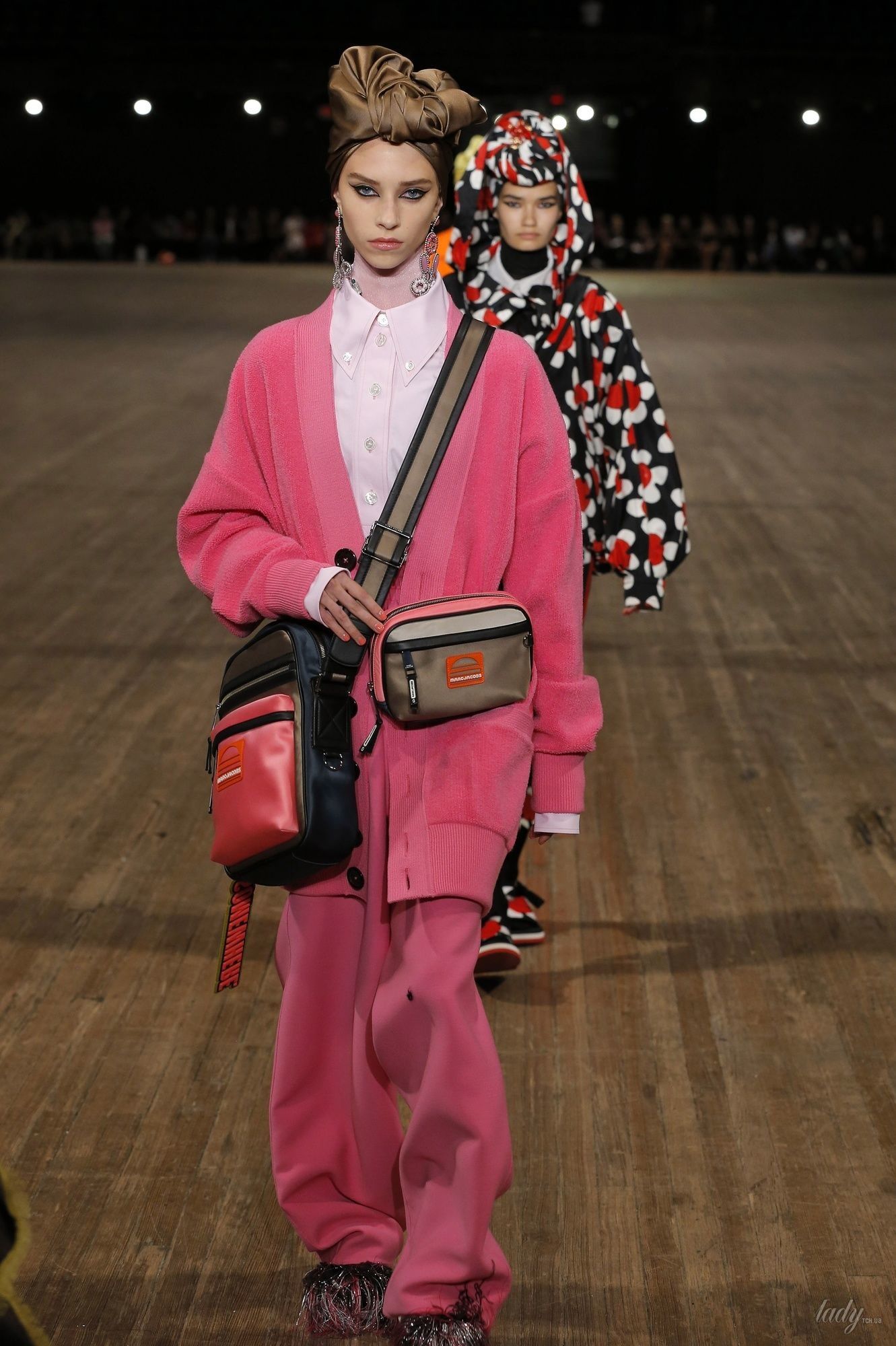 Коллекция Marc Jacobs прет-а-порте сезона весна-лето 2018_15