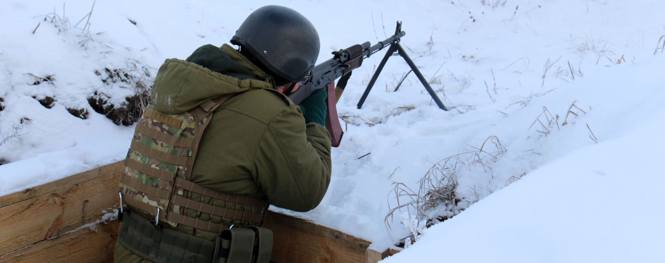 Боевики продолжают обстрелы на Донбассе. Хроника АТО