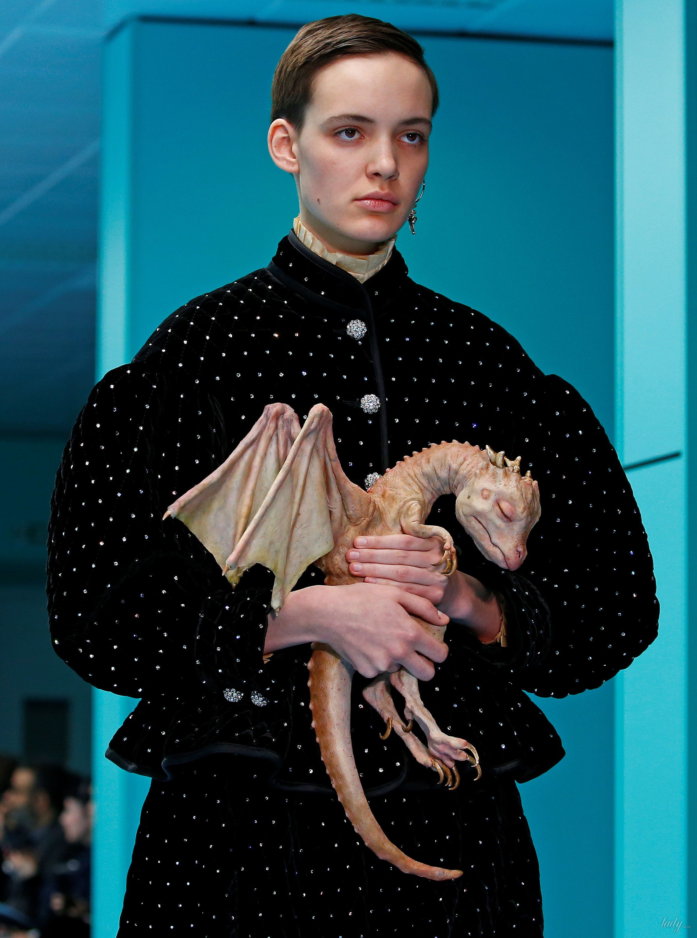 Показ коллекции бренда Gucci в Милане_3