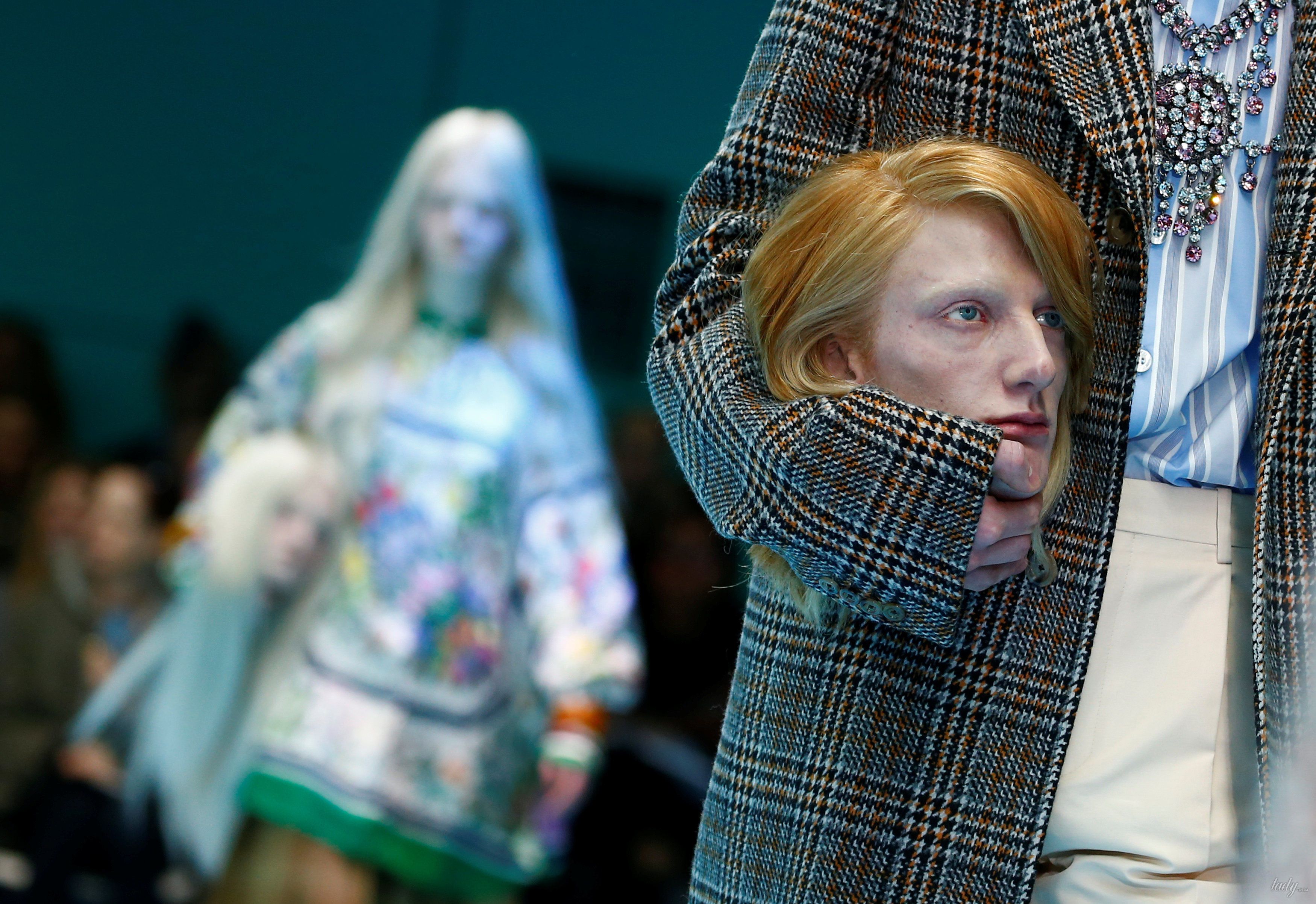 Показ коллекции бренда Gucci в Милане_26