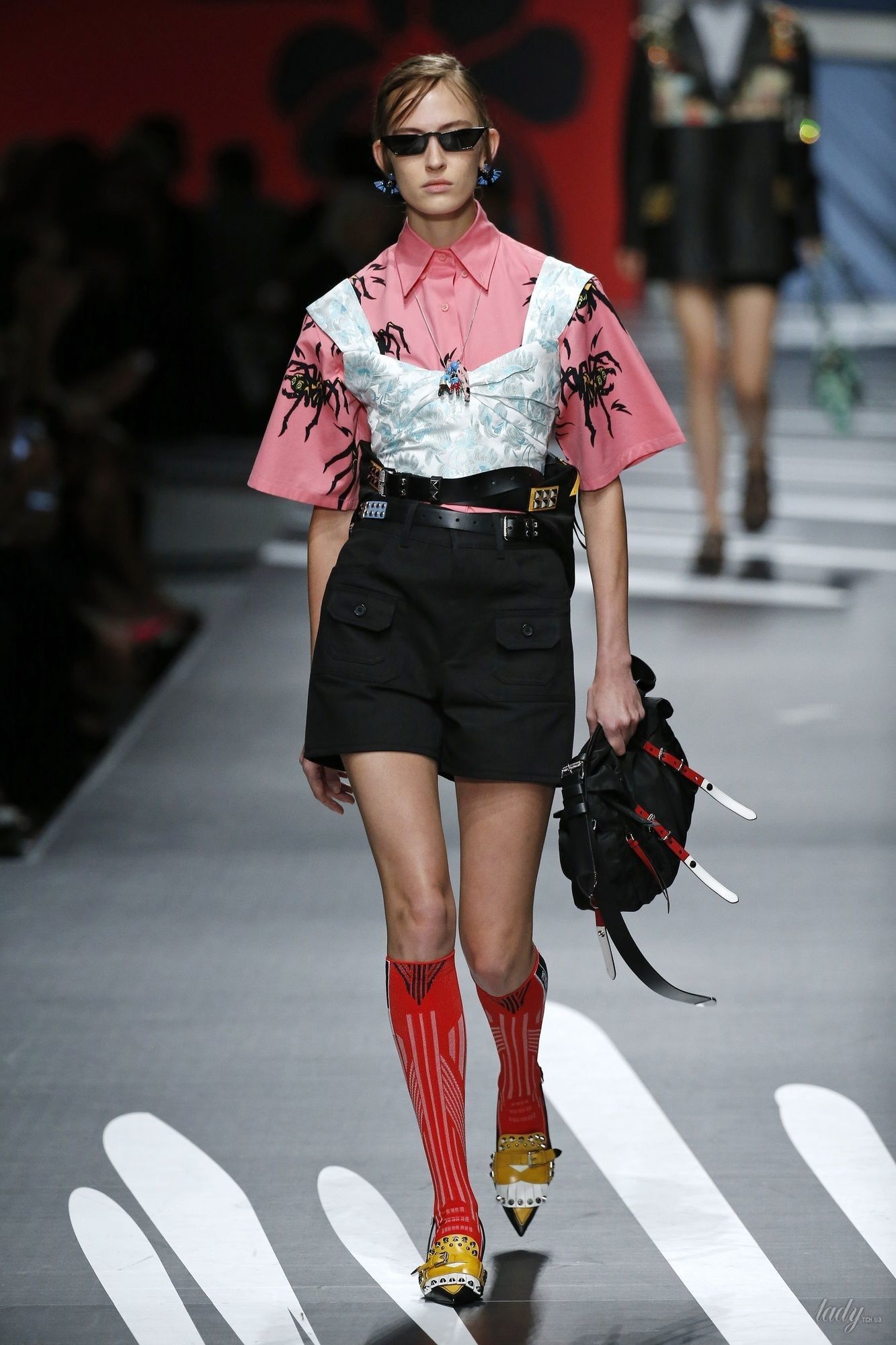 Коллекция Prada прет-а-порте сезона весна-лето 2018_30