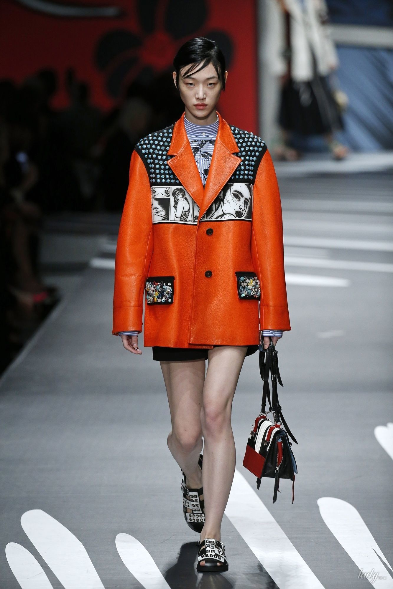 Коллекция Prada прет-а-порте сезона весна-лето 2018_32