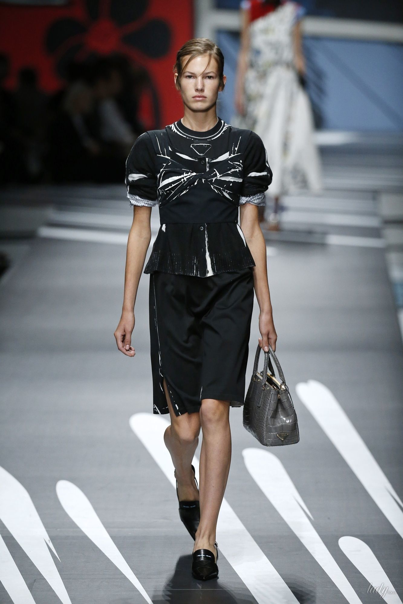 Коллекция Prada прет-а-порте сезона весна-лето 2018_45