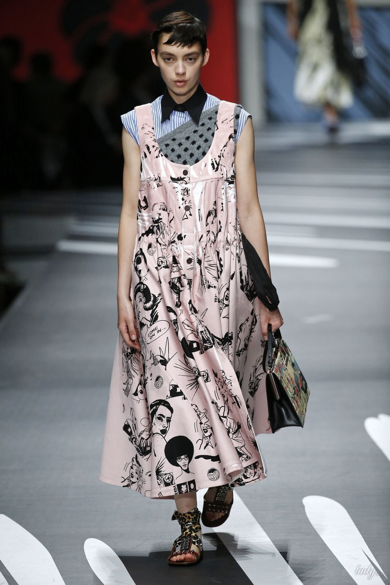 Коллекция Prada прет-а-порте сезона весна-лето 2018_47