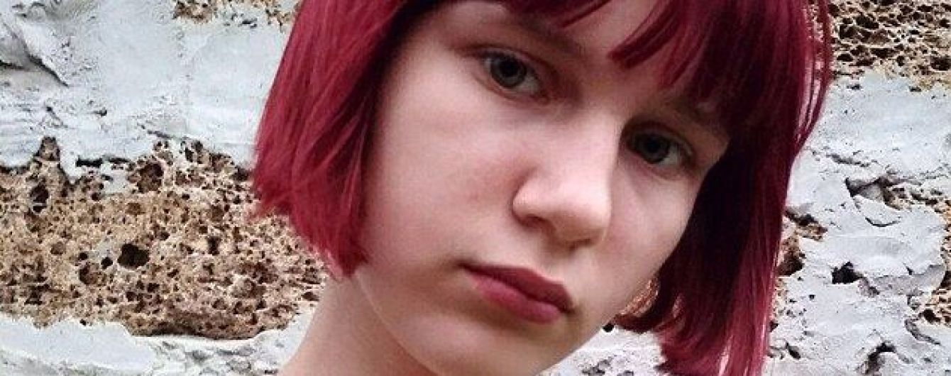 На оккупированной территории Донетчины стая собак растерзала 12-летнюю девочку