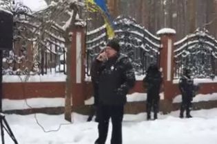 Соратники Саакашвили устроили автомобильный пробег к дому генпрокурора