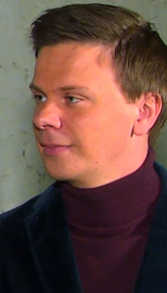 Дмитрий Комаров вспомнил, как был журналистом газеты в 17 лет и писал о Западной Украине