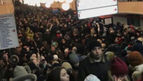 В Киеве в час пик остановили одну из линий метрополитена