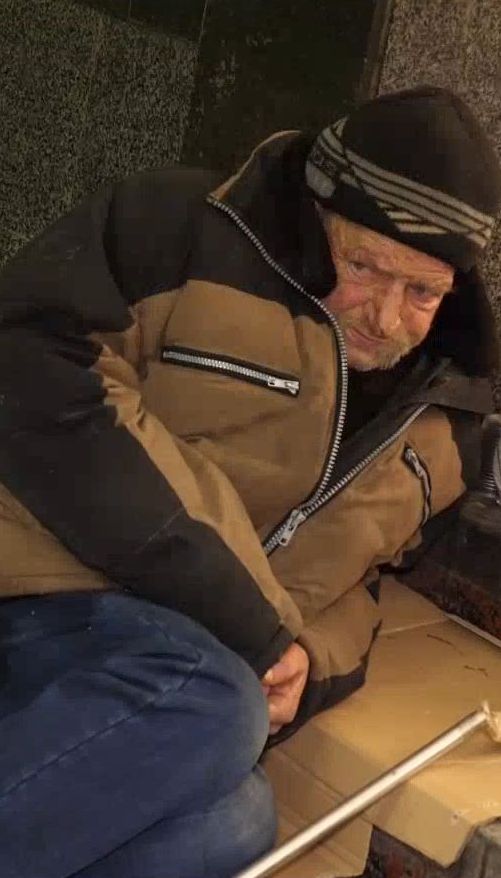 Як безхатьки переживають холод