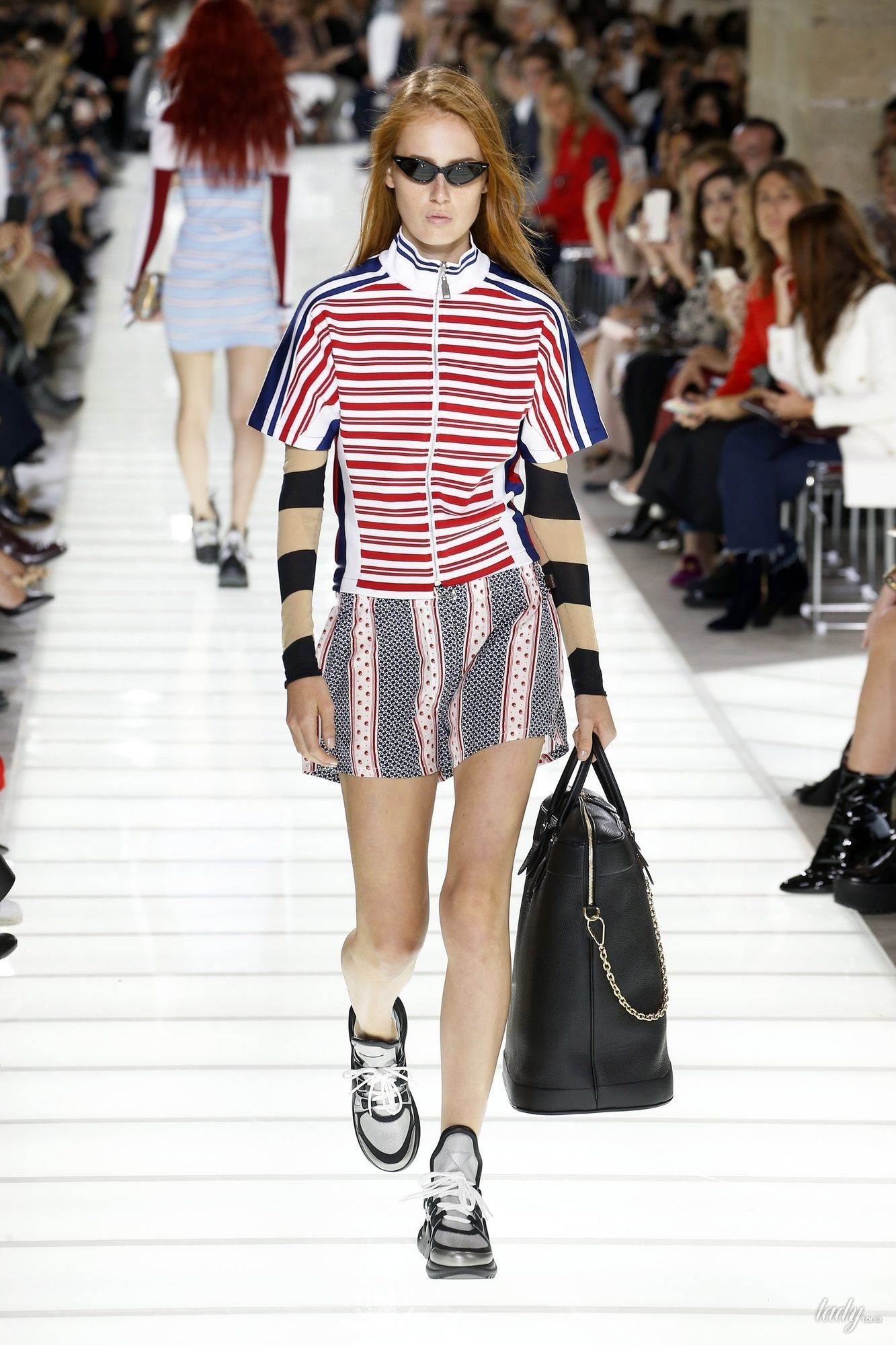 Коллекция Louis Vuitton прет-а-порте сезона весна-лето 2018_18