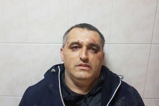 У Чернівцях невідомі побили представника організації "Стоп корупції"