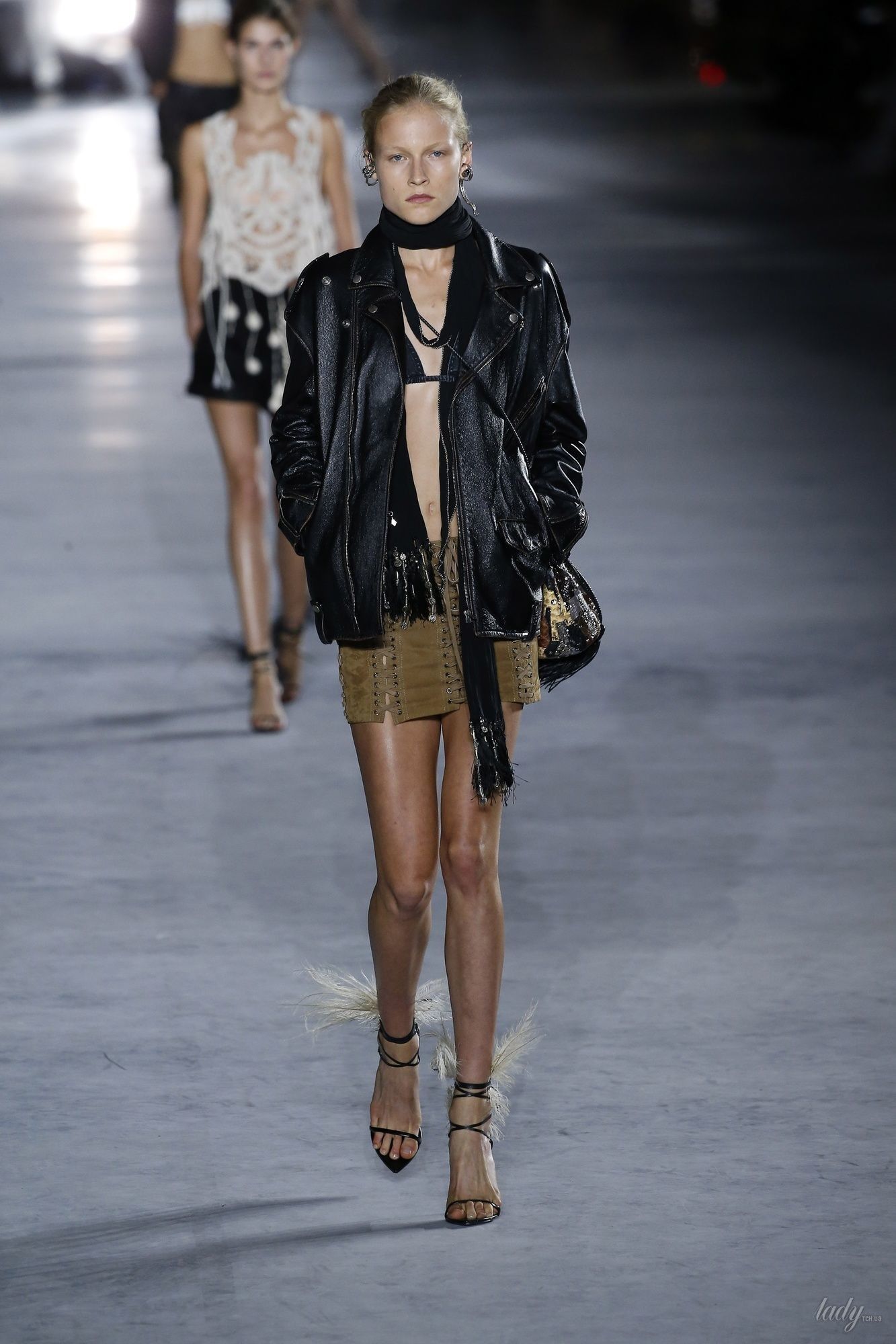 Коллекция Saint Laurent прет-а-порте сезона весна-лето 2018_41