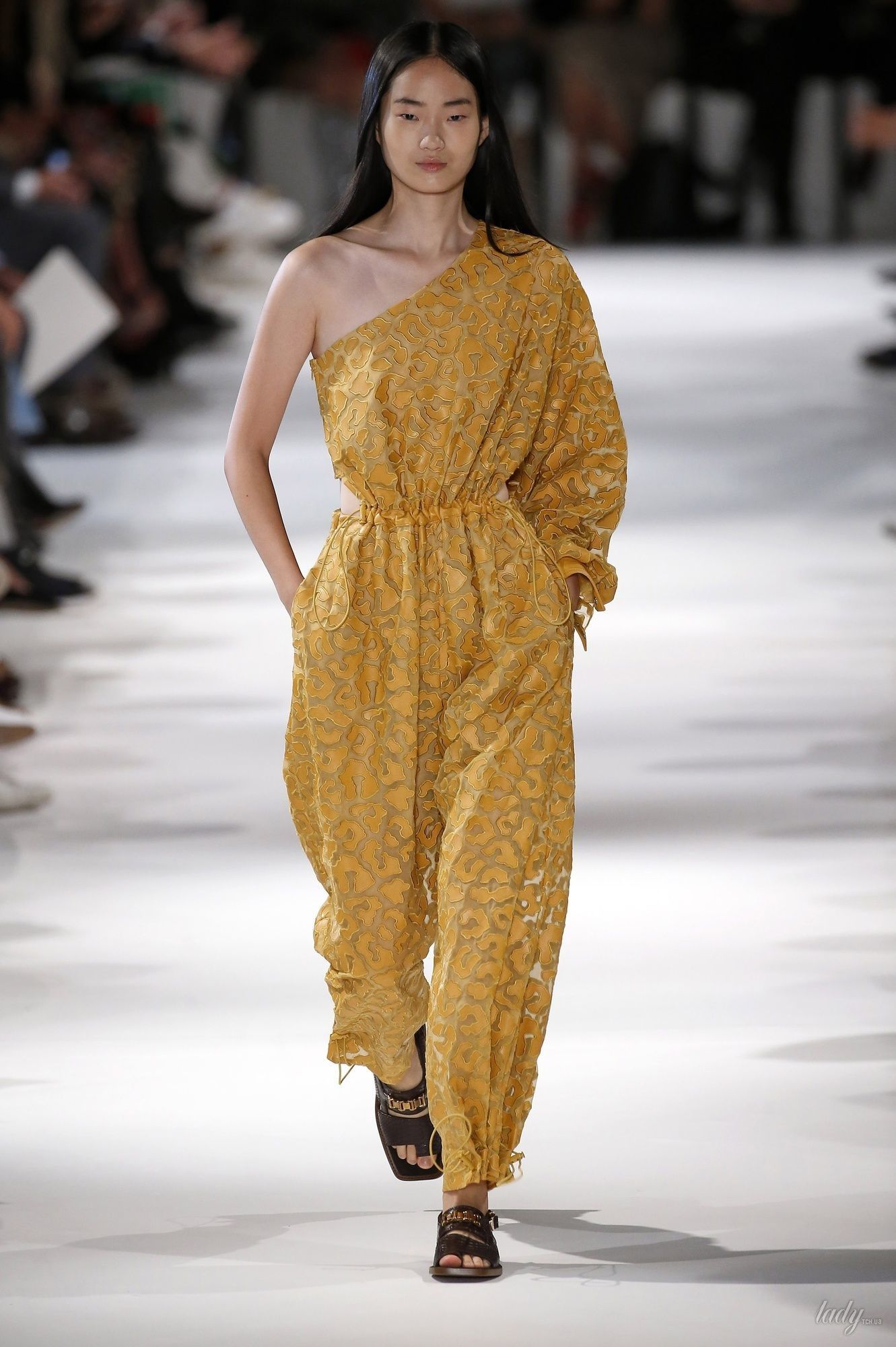 Коллекция Stella McCartney прет-а-порте сезона весна-лето 2018_7