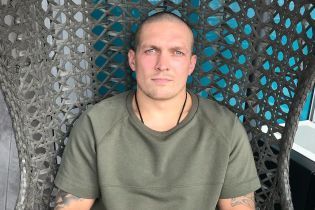 Усик обнулився. Сашко показав свій новий стиль
