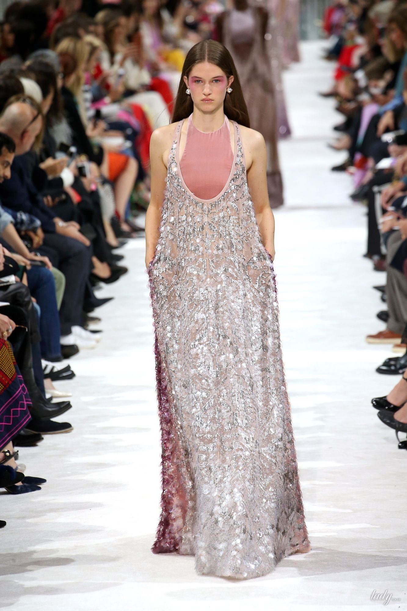 Коллекция Valentino прет-а-порте сезона весна-лето 2018_66