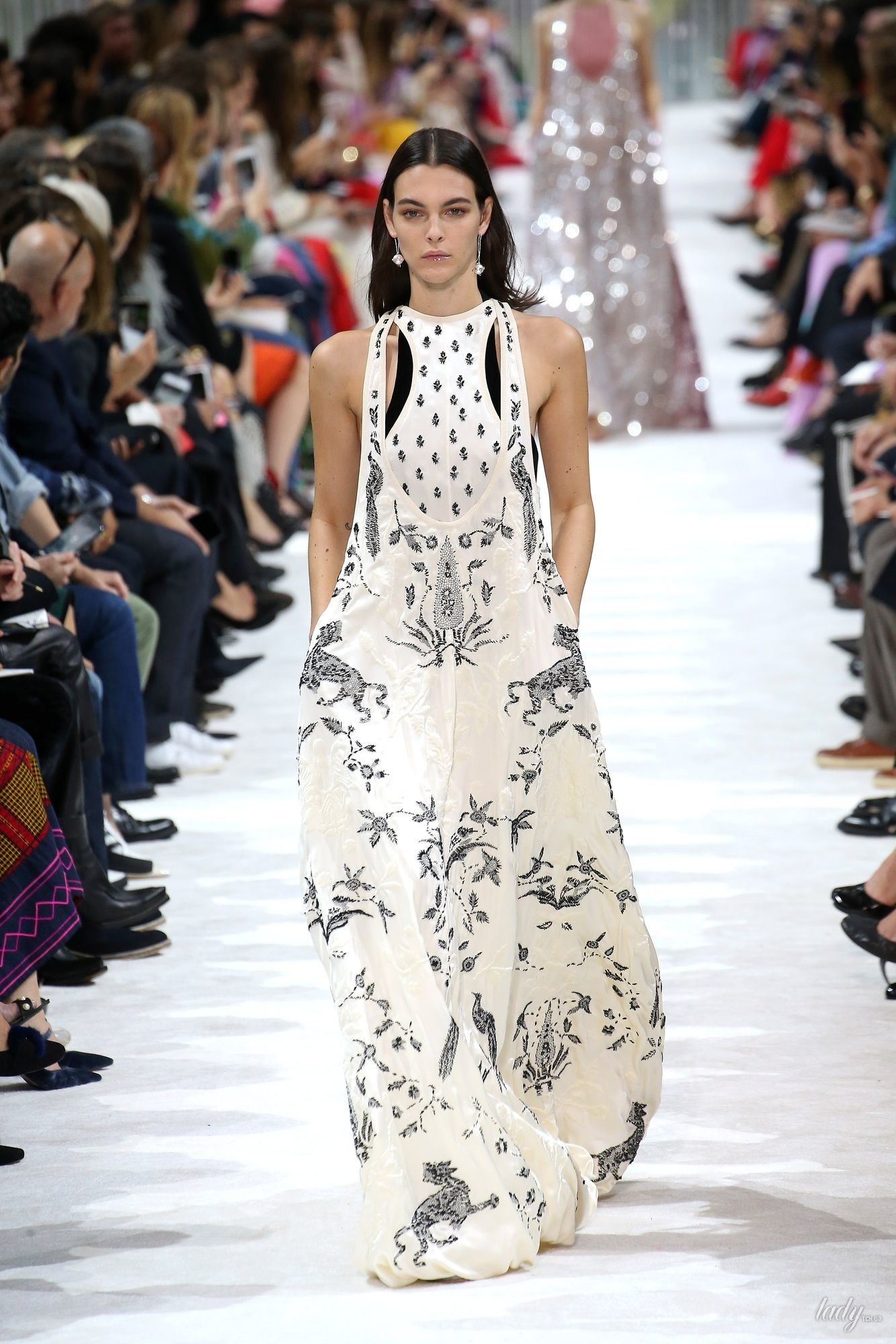 Коллекция Valentino прет-а-порте сезона весна-лето 2018_65