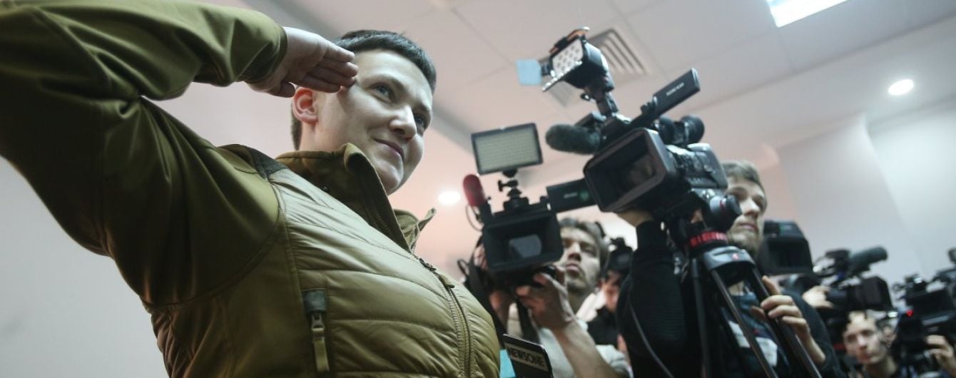 "Політична провокація". Савченко розповіла, як вигадувала сюрреалістичні ідеї теракту для агента з АП