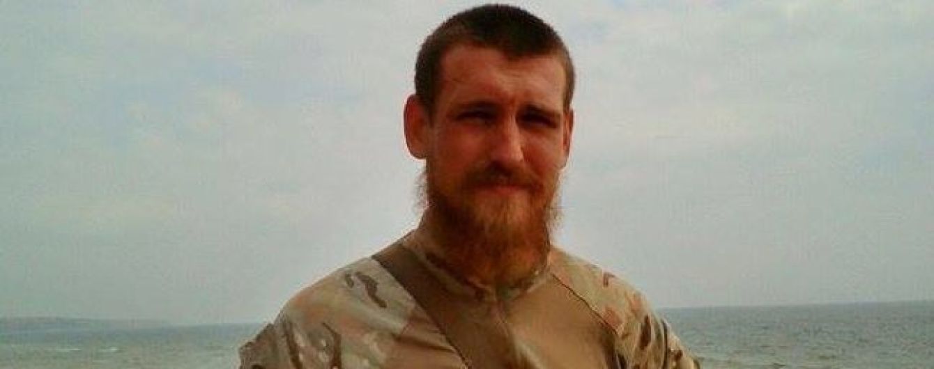 В зоне АТО снайпер боевиков застрелил нацгвардейца, который принимал участие в боях за Иловайск