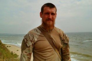 В зоне АТО снайпер боевиков застрелил нацгвардейца, который принимал участие в боях за Иловайск