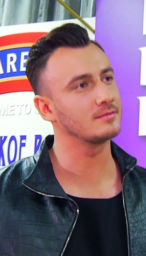 Ivan NAVI зізнався, які дівчата йому подобаються