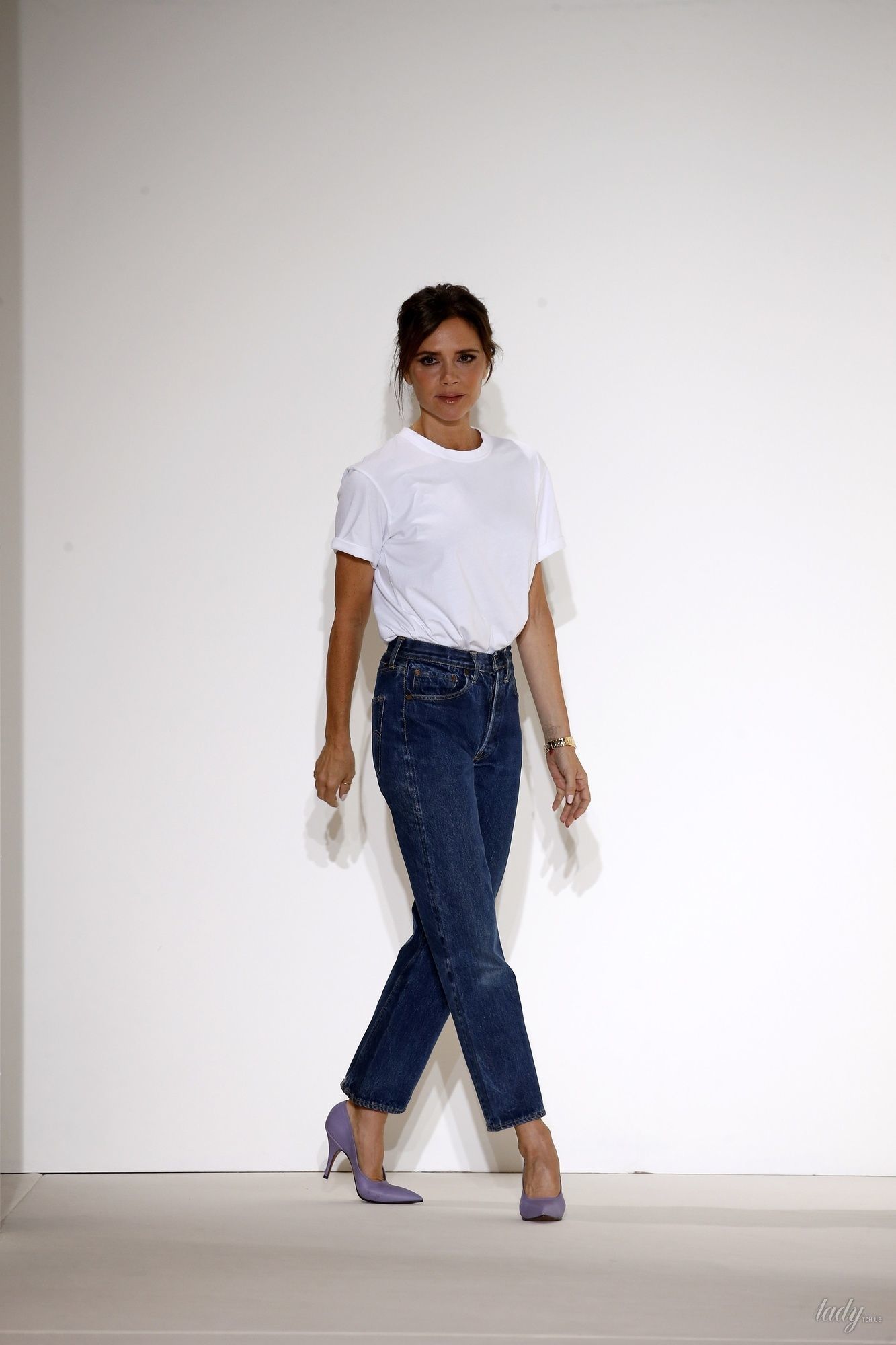 Коллекция Victoria Beckham прет-а-порте сезона весна-лето 2018_36