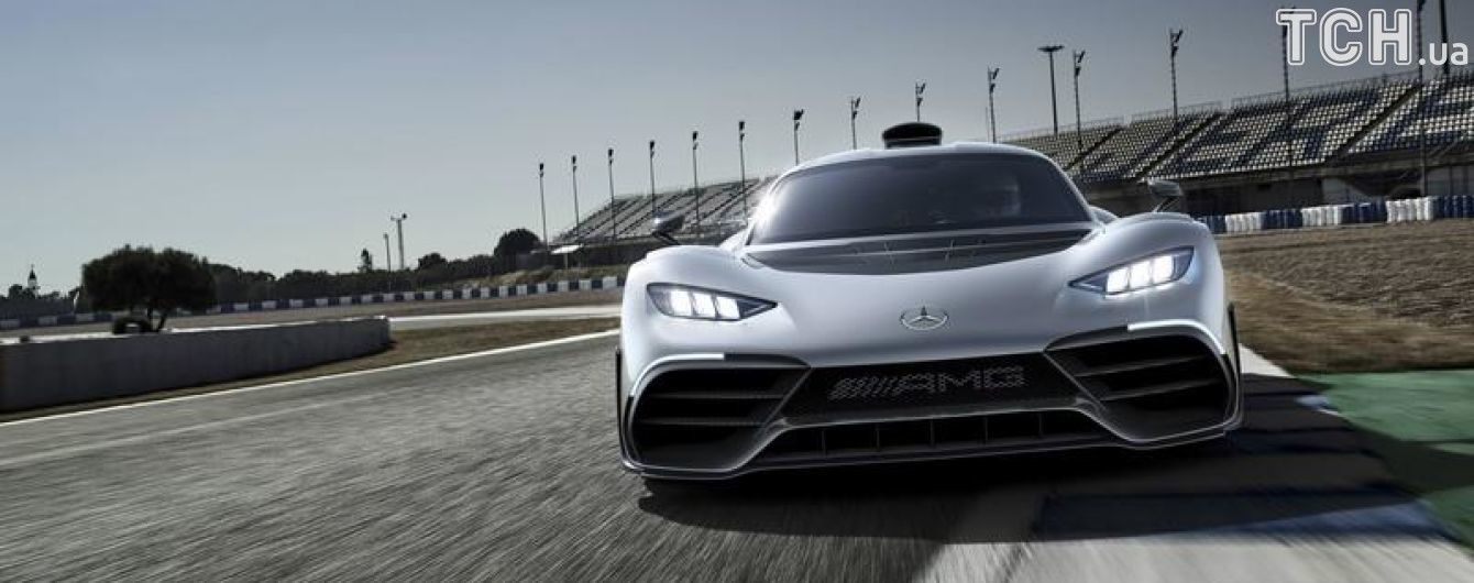 Mercedes-AMG Project One поедет покорять Нюрбургринг
