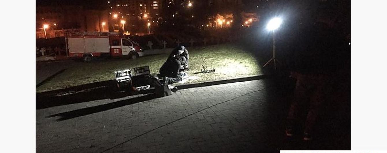 У Львові біля поховання львівських орлят пролунав вибух