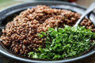 На Киевщине самые дорогие крупы, а на Тернопольщине - самые дешевые: разница составляет 23 грн